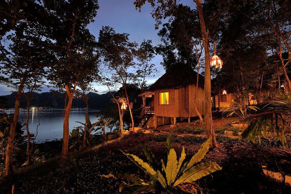 Sunwaree Phi Phi Resort Exterior foto