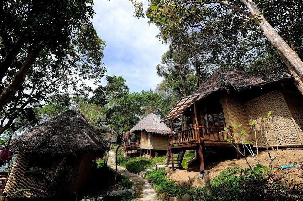 Sunwaree Phi Phi Resort Exterior foto